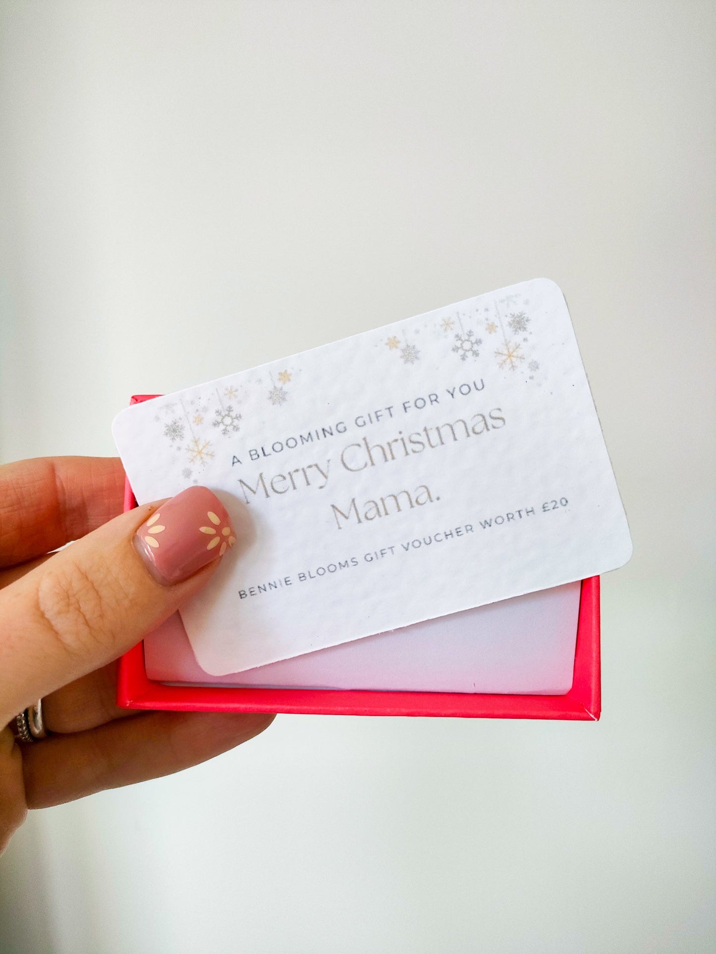 Mama Christmas Giftcard - Bennie Blooms Breastfeeding, Teething and Fiddle Jewellery at its finest.