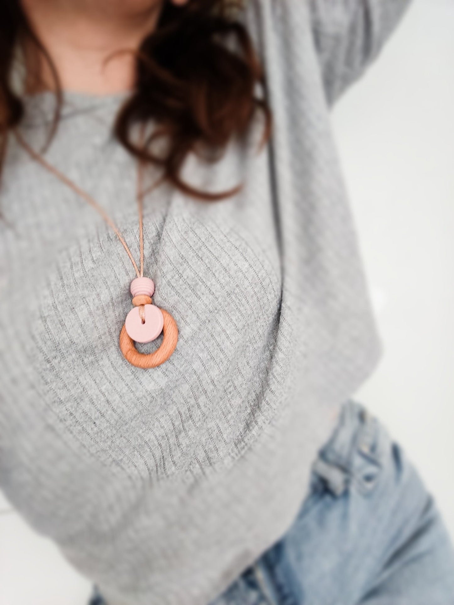 Old Pink Natural Pendant - Bennie Blooms Breastfeeding, Teething and Fiddle Jewellery at its finest.